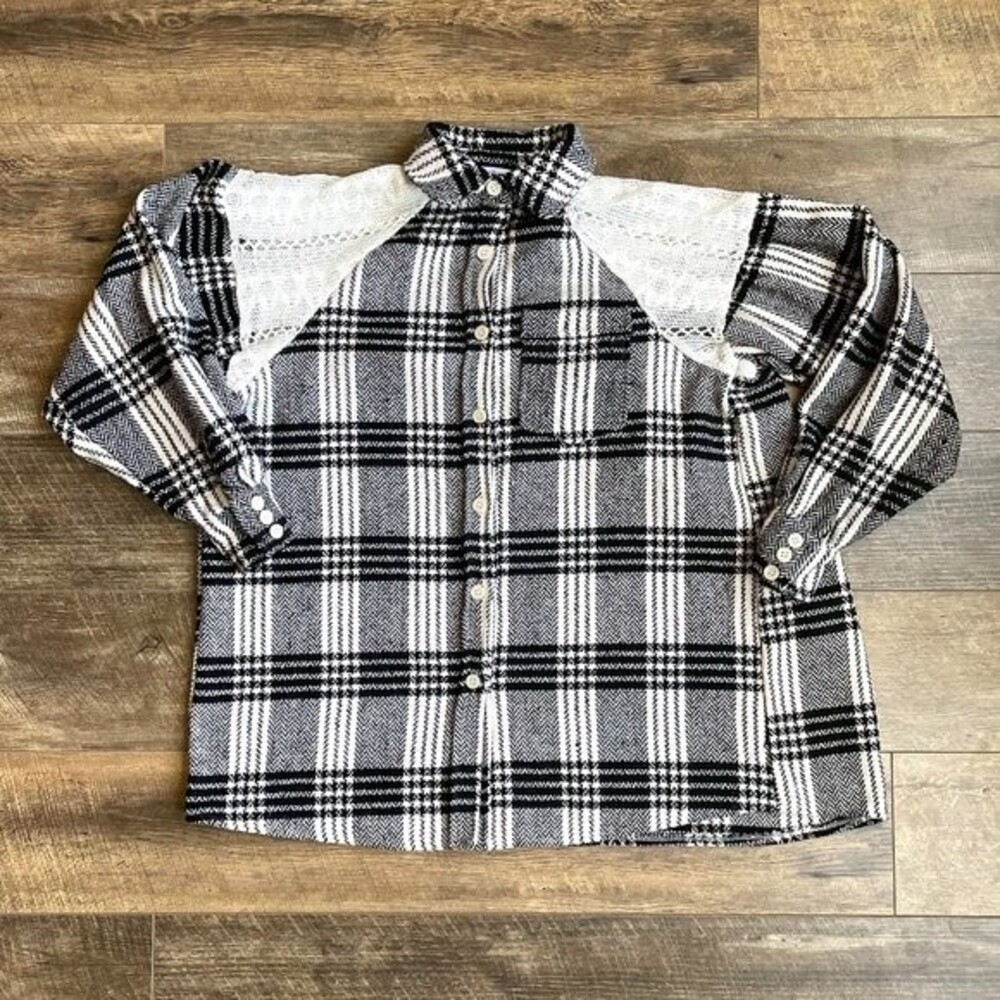 NWT White Birch Lace Detailed Long Sleeve Woven Plaid Shacket Black S